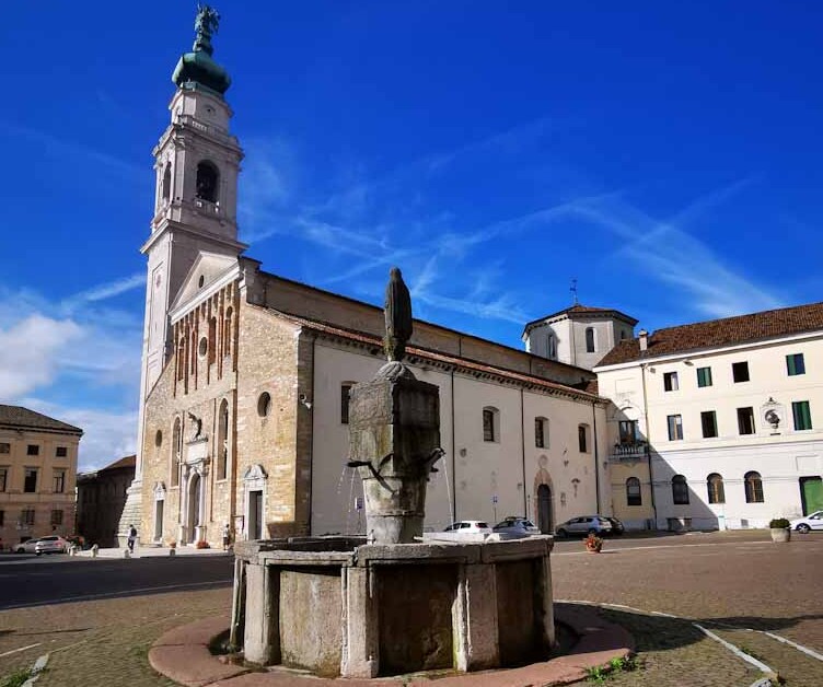 Сабор Святога Марціна або Сабор Беллуно - Belluno | Secret World Trip Planner
