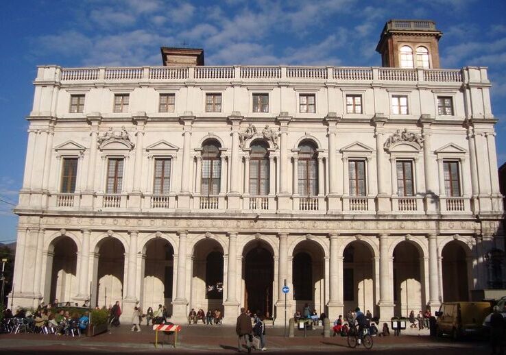 Bergamo Angelo Mai Pilsoniskā bibliotēka - Bergamo | Secret World Trip Planner