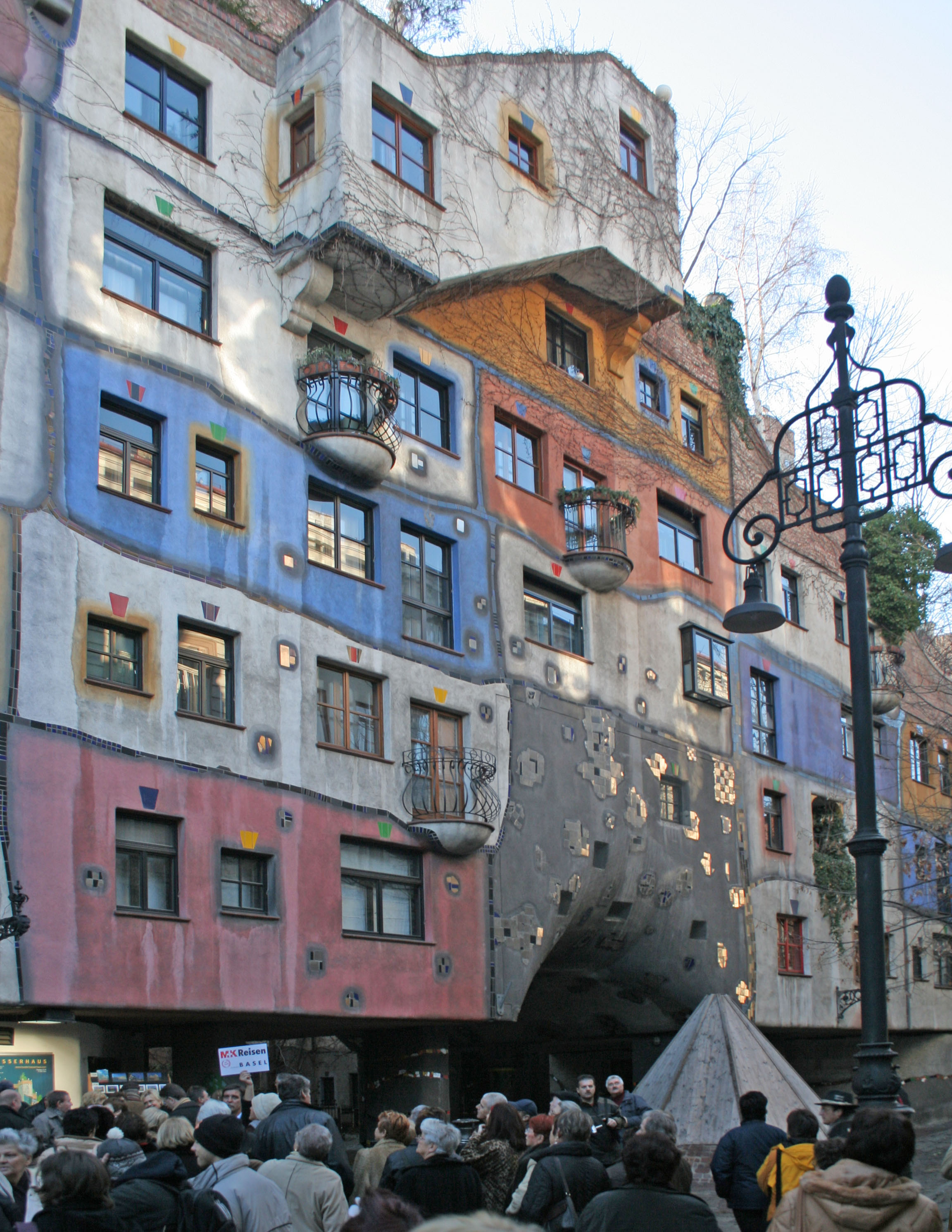 Hundertwasserhaus, zgrada u boji - Wien | Secret World Trip Planner