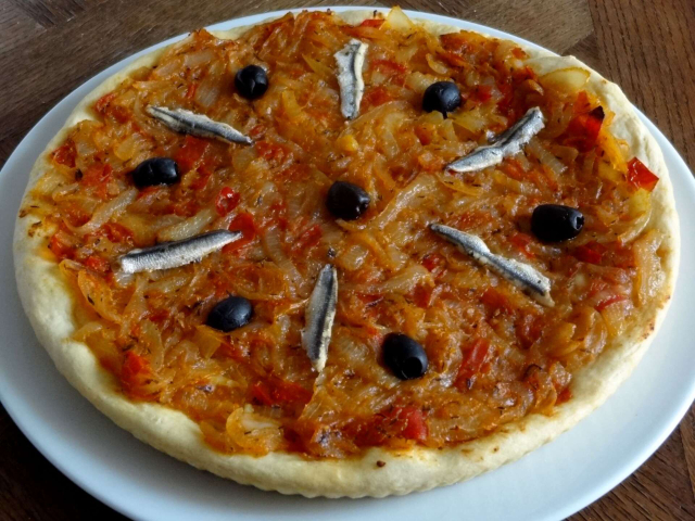 Pissaladière - Saint-Tropez | Secret World Trip Planner