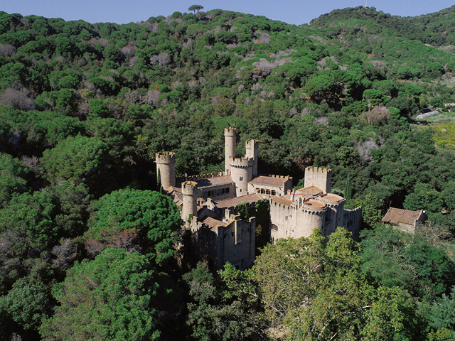 Dvorac Santa Florentina - Canet de Mar, Barcelona | Secret World Trip Planner