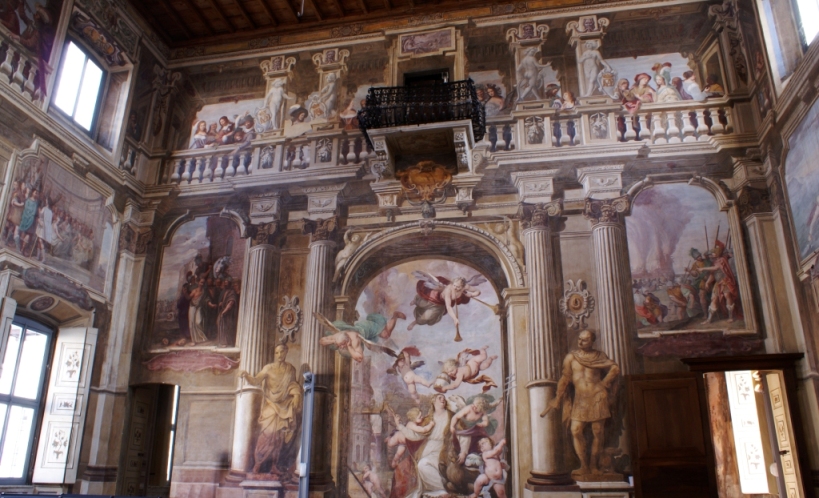 Palazzo Milan Biệt Giữa Hai Góc