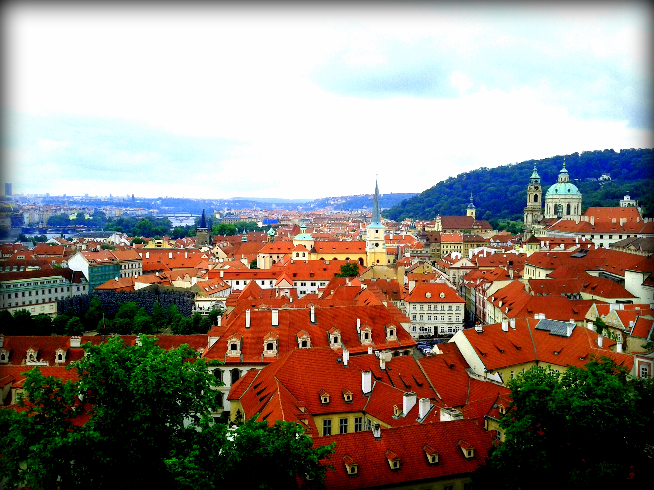 Praški dvorac: najveći drevni dvorac na svijetu - 119 08 Praga 1 | Secret World Trip Planner