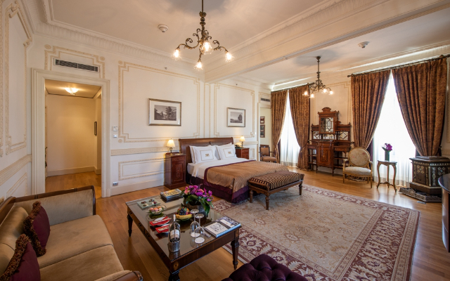 Hoteli ya Pera Palace - Tepebaşı Cd. No:52 | Secret World Trip Planner