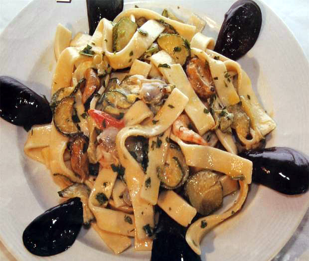 Scialatielli ກັບອາຫານທະເລ