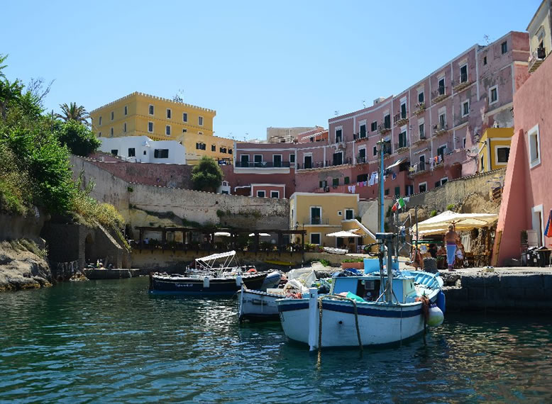 Ventotene eyja - Ventotene | Secret World Trip Planner