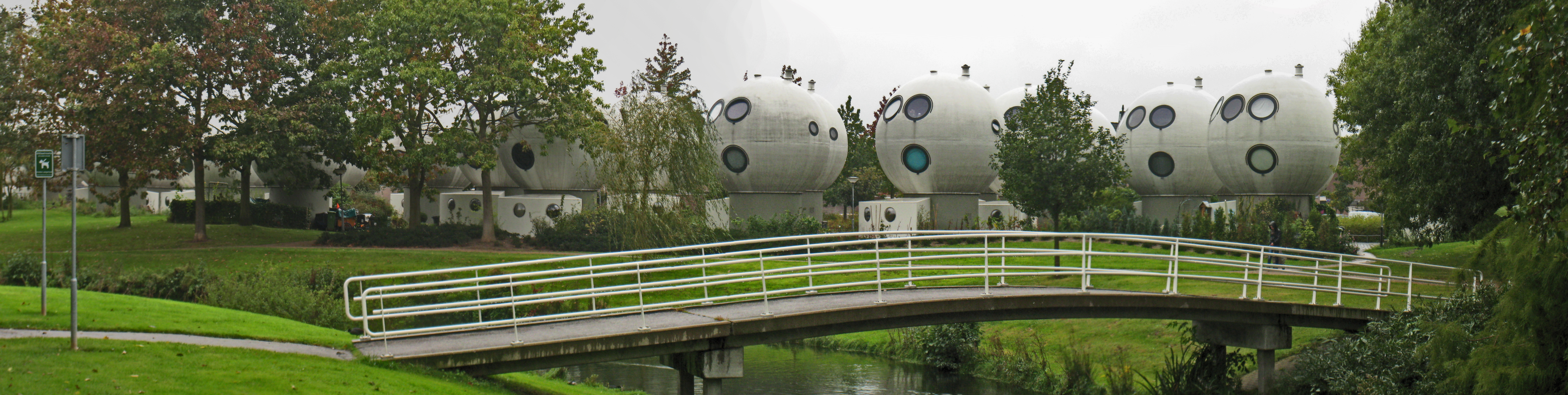 Hertogenbosch，球屋 - 's-Hertogenbosch | Secret World Trip Planner