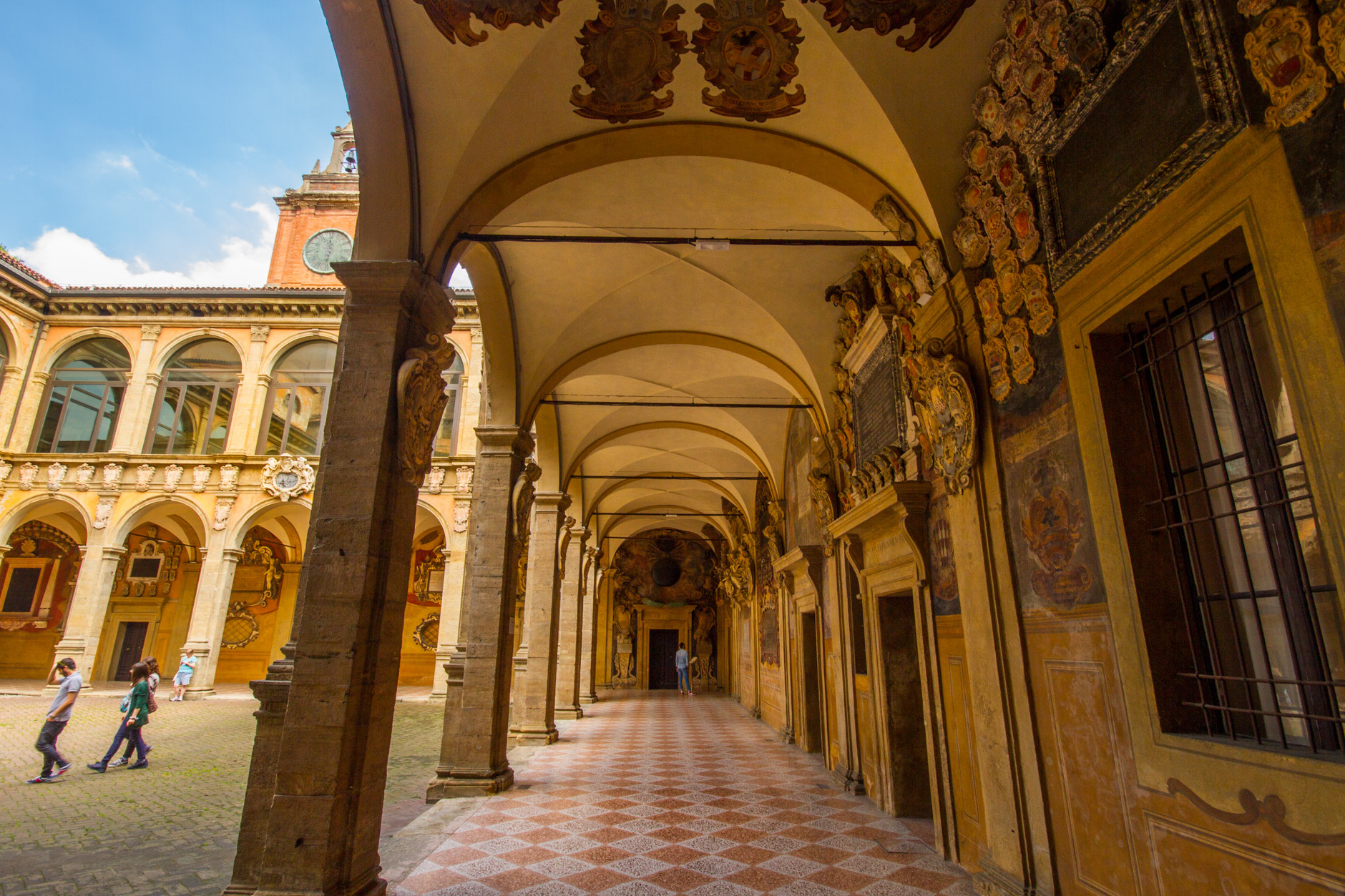 Archiginnasio של בולוניה - Bologna | Secret World Trip Planner