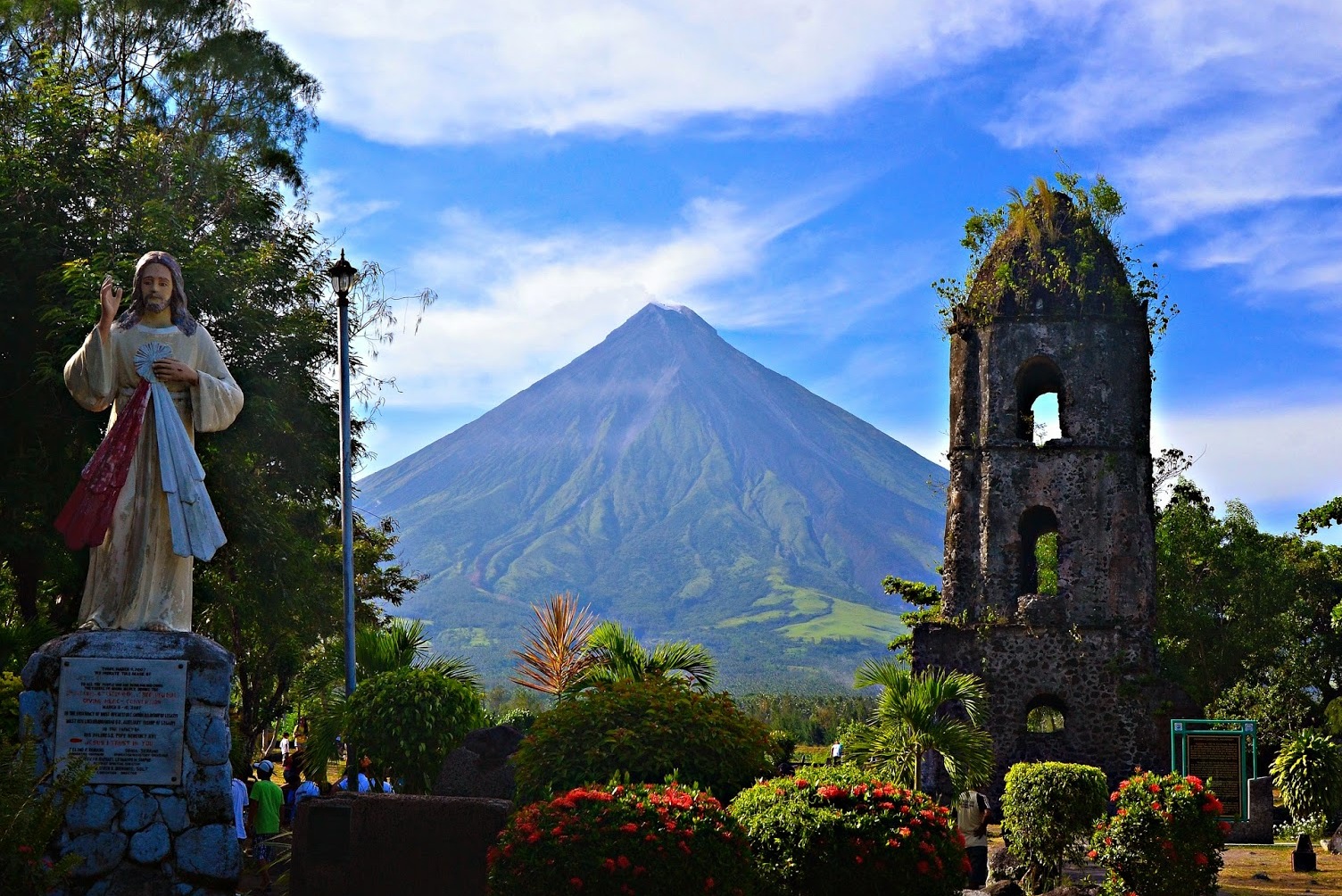 The Cagsawa Ruins - Daraga | Secret World Trip Planner