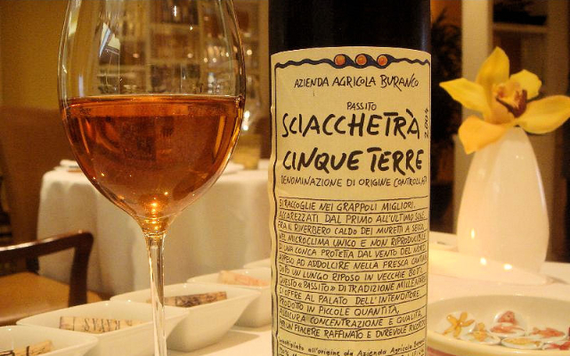 Sciacchetrà કિસમિસ વાઇન - Riomaggiore | Secret World Trip Planner