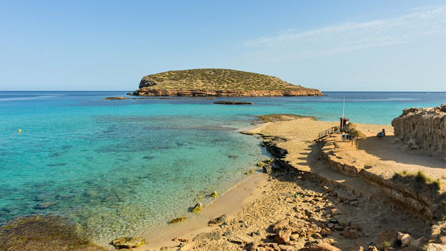ຫາດຊາຍ Cala Comte - 07829 | Secret World Trip Planner