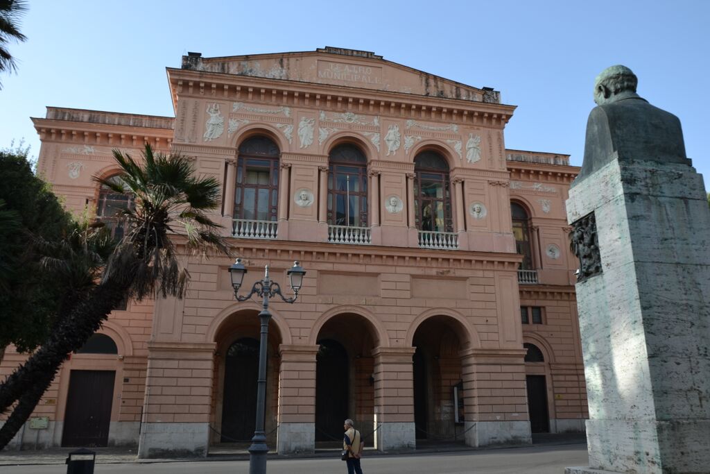 Giuseppe Verdi Theater