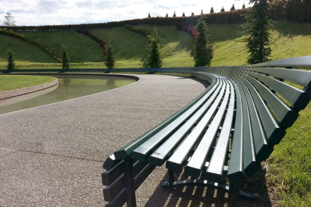 Verdens længste bænk - Milano | Secret World Trip Planner