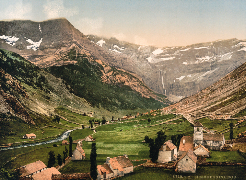 பிரான்சின் கவர்னியின் சர்க்கஸ் - Gavarnie-Gèdre | Secret World Trip Planner