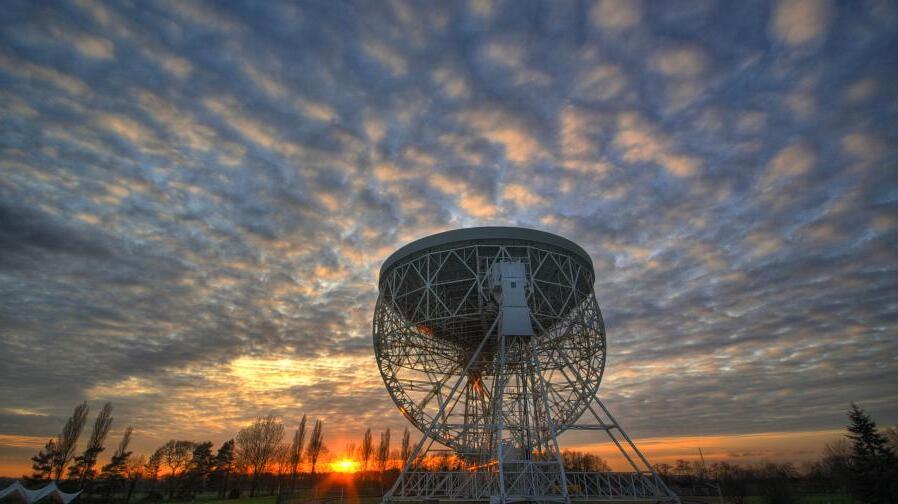 Jodrell ธนาคาร Observatory - Macclesfield SK11 9DL | Secret World Trip Planner