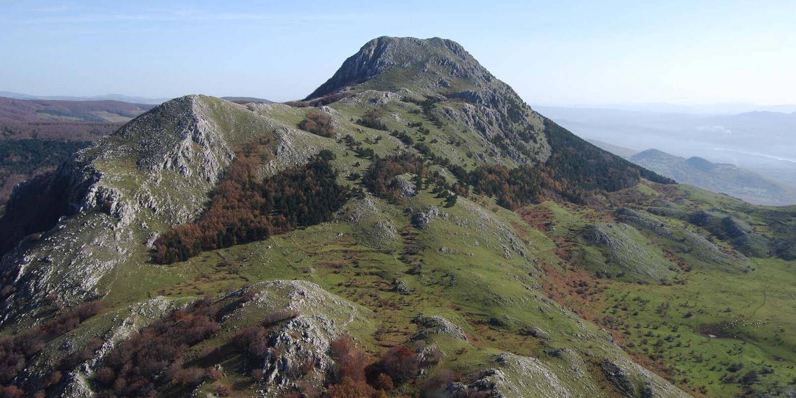 산 Viggiano(1723m.),아펜 니네 국립 공원 룩의 중심부에 - Viggiano | Secret World Trip Planner