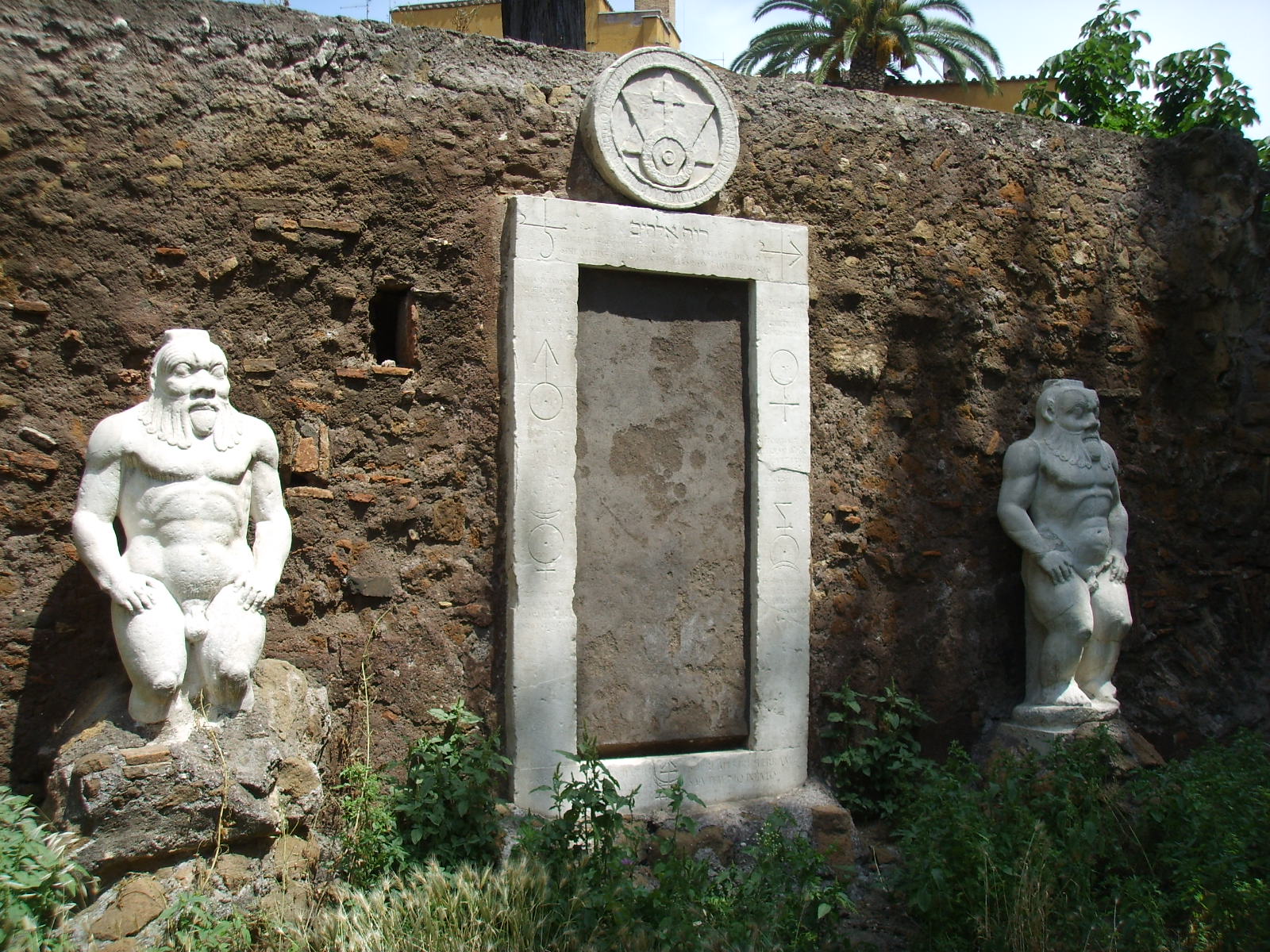La porta alquímica De Roma