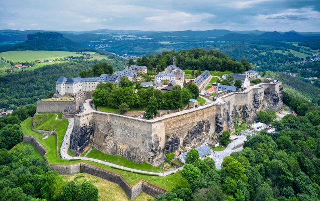 Βασιλικό Κάστρο - Königstein im Taunus | Secret World Trip Planner