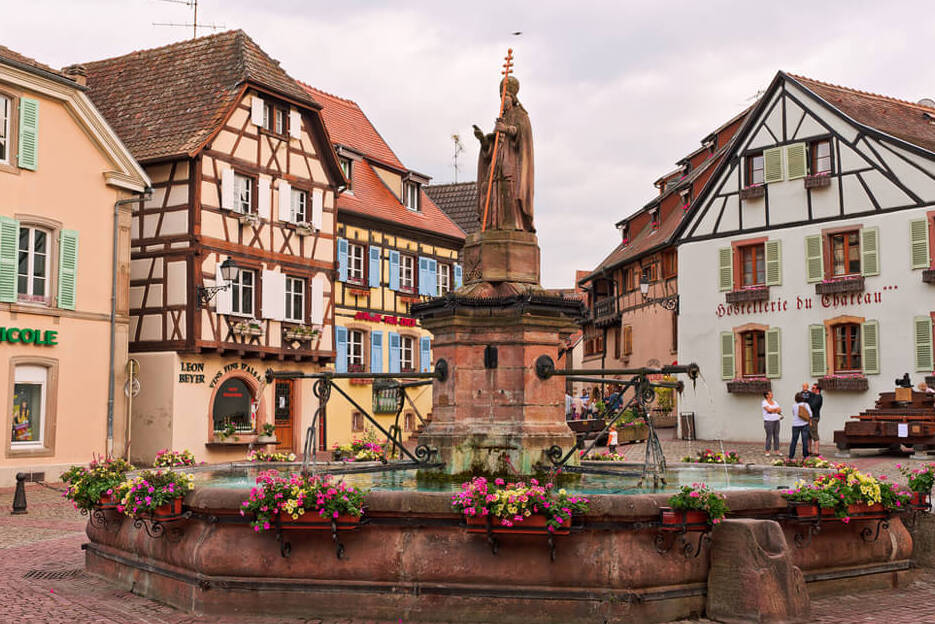 Bukuria dhe Bisha - Riquewihr | Secret World Trip Planner