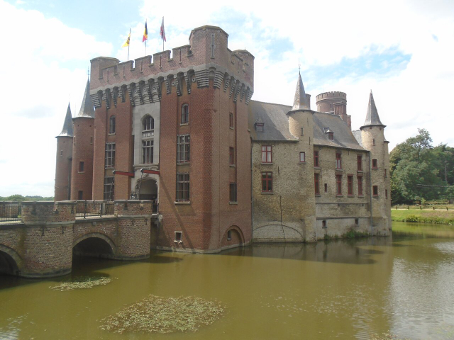 Kastil Wijnendale - Torhout | Secret World Trip Planner