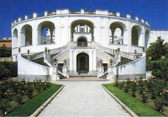 Вилла Камполието