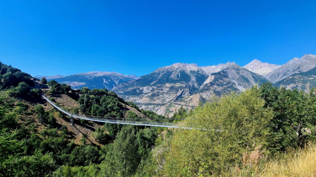 Jembatan Butan liwat Illgraben - Leuk | Secret World Trip Planner