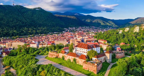 Brasov | Transylvania kang paling Atmosfer kutha-Kutha. - Brașov | Secret World Trip Planner