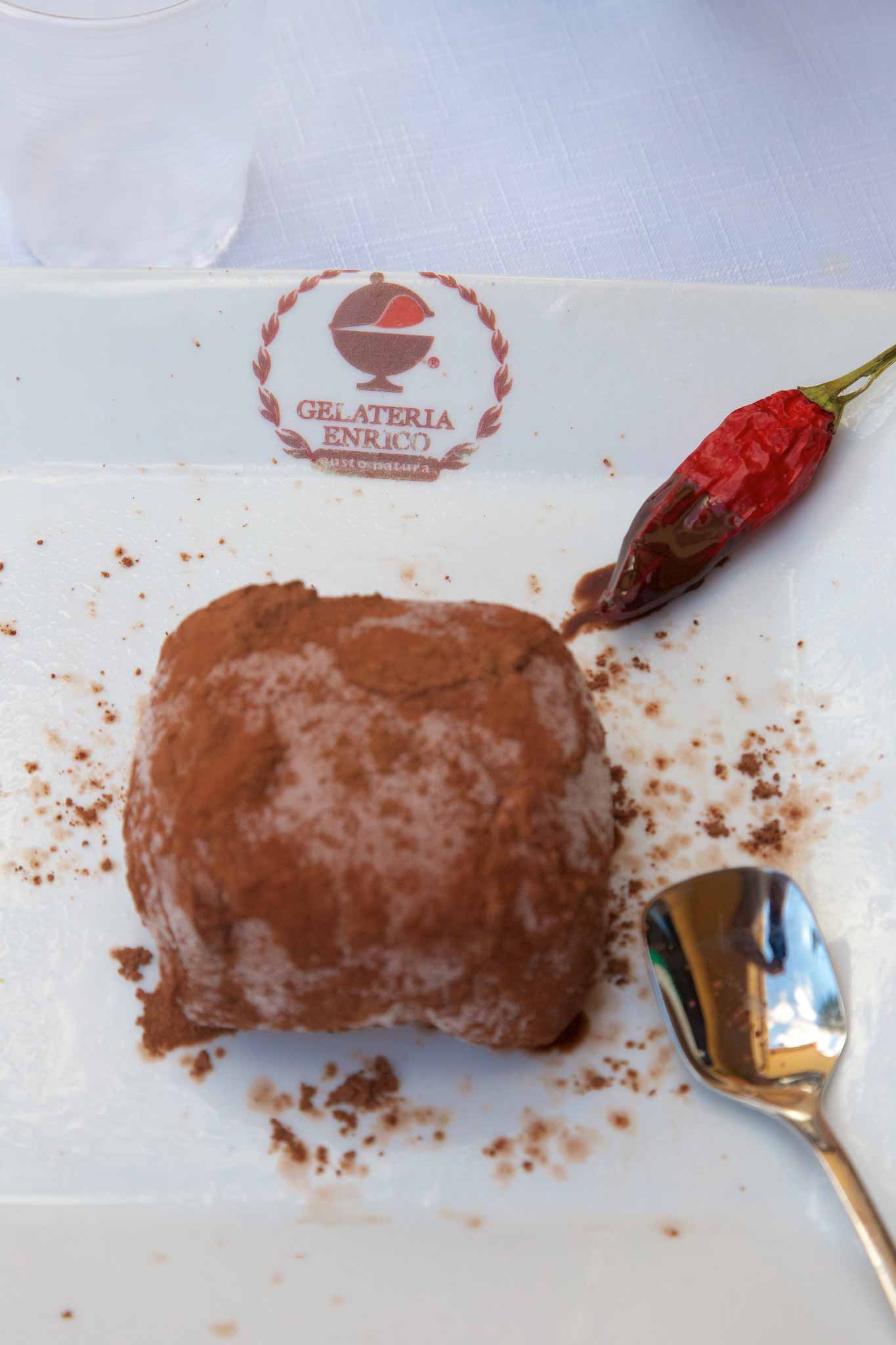 pizza truffle - Pizzo | Secret World Trip Planner