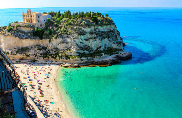 หาดโรทันดา - Tropea | Secret World Trip Planner