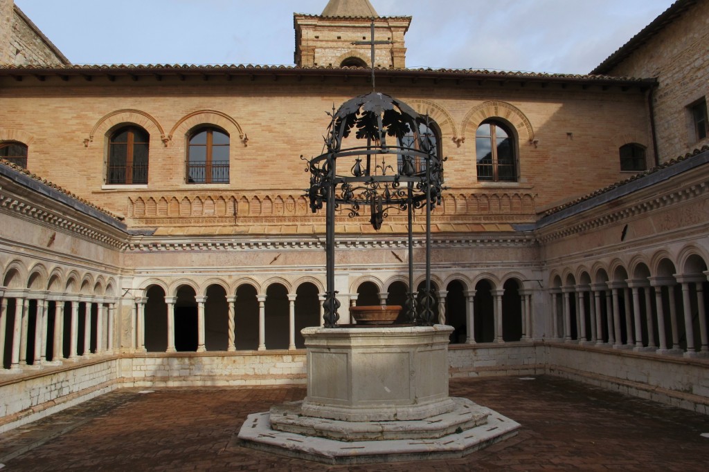 Abbazia di Santa Croce di Sassovivo - Foligno | Secret World Trip Planner