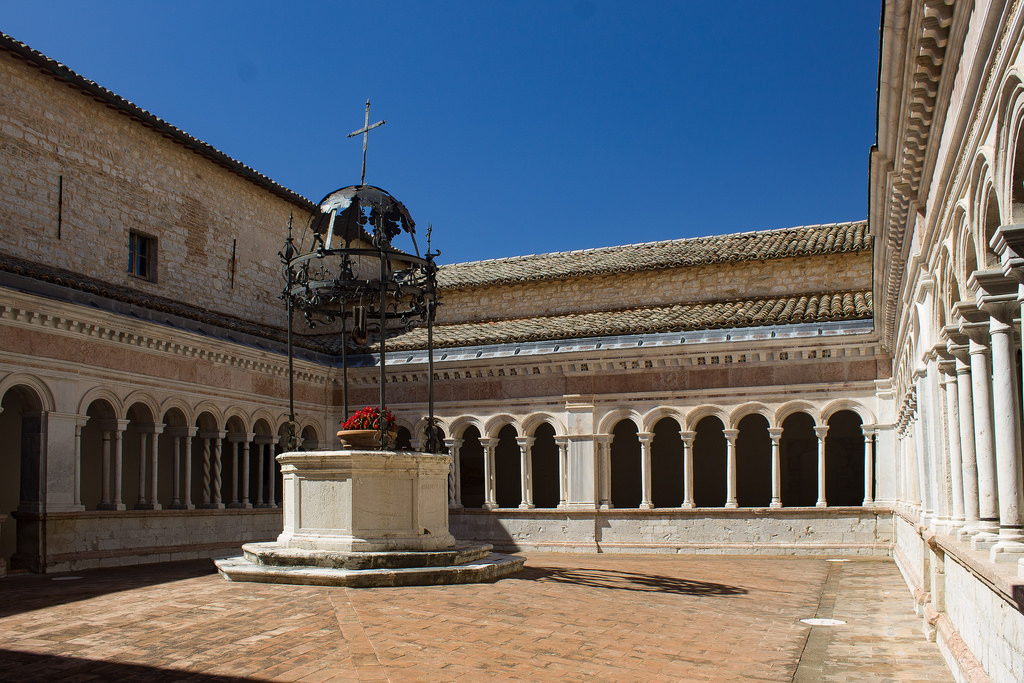Abbazia di Santa Croce di Sassovivo - Foligno | Secret World Trip Planner