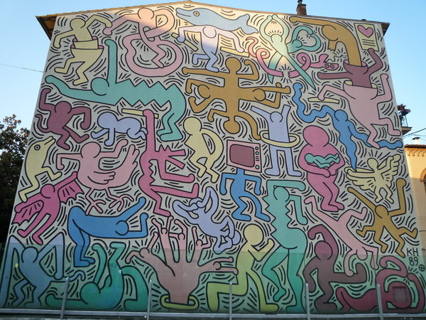 Mural bat Tuttomondo Keith Haring araber ...