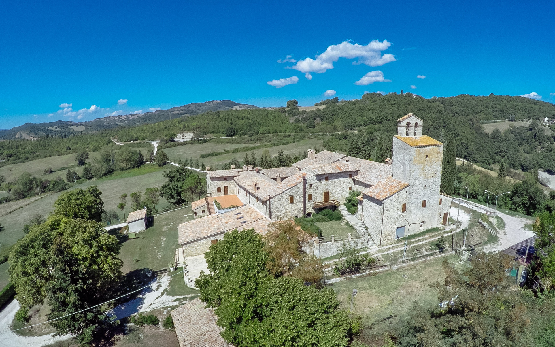 Gubbio: mga negosyo  - Località: Vallingegno | Secret World Trip Planner
