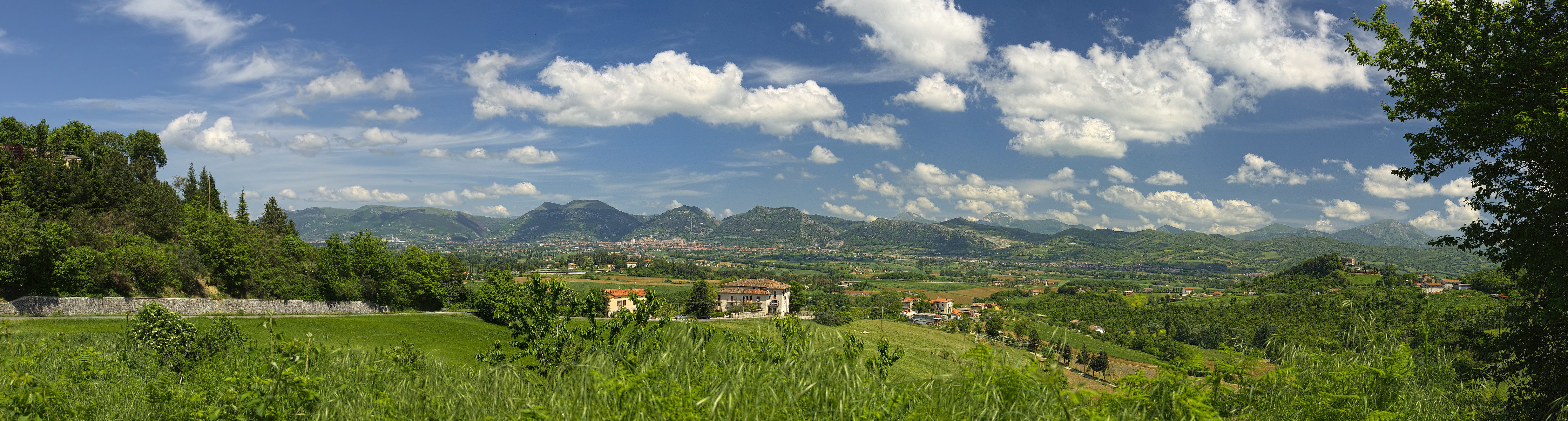 Gubbio: mga negosyo  - Località: Vallingegno | Secret World Trip Planner