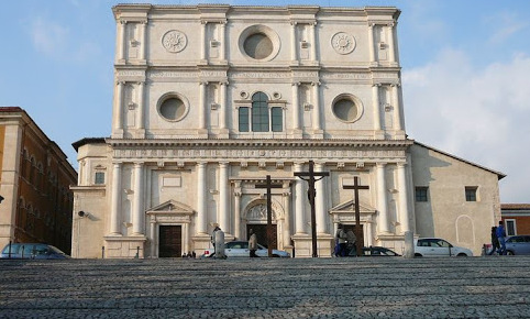 Kostel San Bernardino - L'Aquila | Secret World Trip Planner
