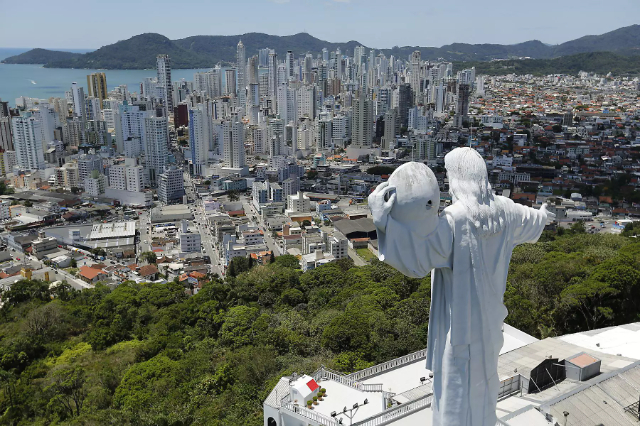 क्राइस्ट लाइट - Balneário Camboriú - SC | Secret World Trip Planner