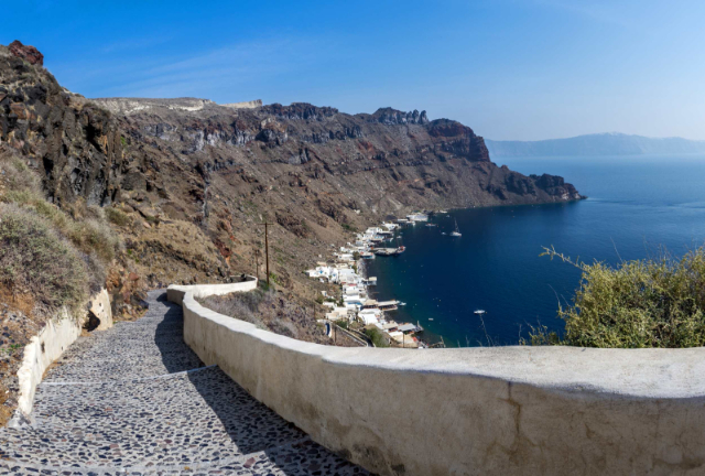 Thirassia szigete - Therasia | Secret World Trip Planner