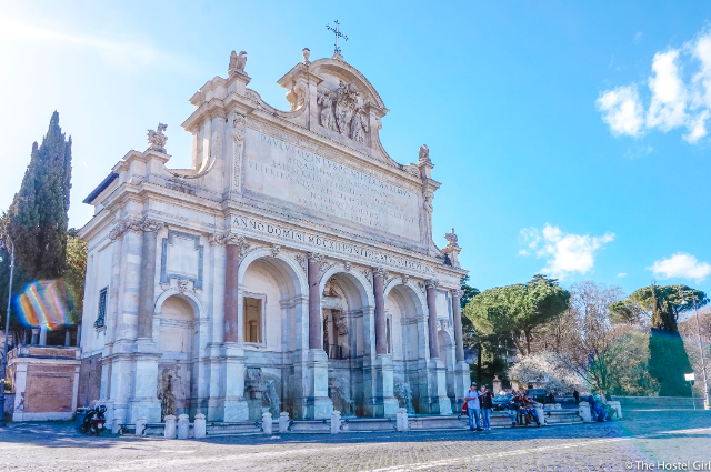 Acqua Paola strūklaka - Roma | Secret World Trip Planner