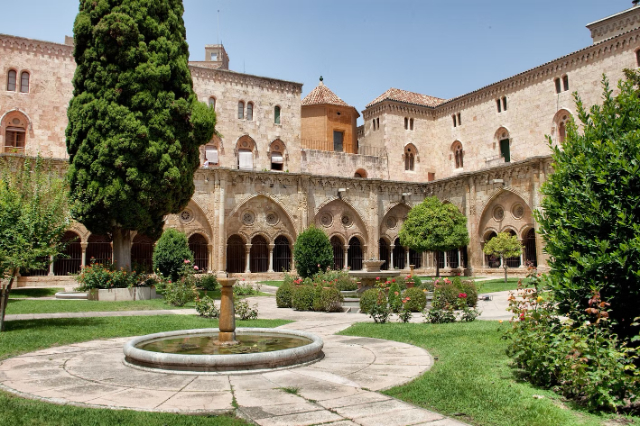 Tarragona katedraal - Tarragona | Secret World Trip Planner