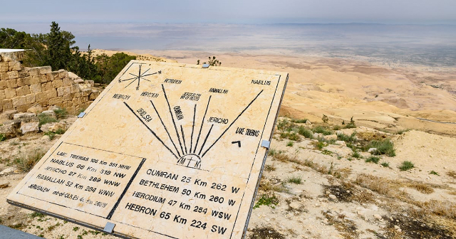 Berg Nebo - Monte Nebo | Secret World Trip Planner