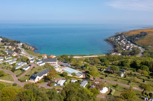 Pláž Anse du Brick - Maupertus-sur-Mer | Secret World Trip Planner