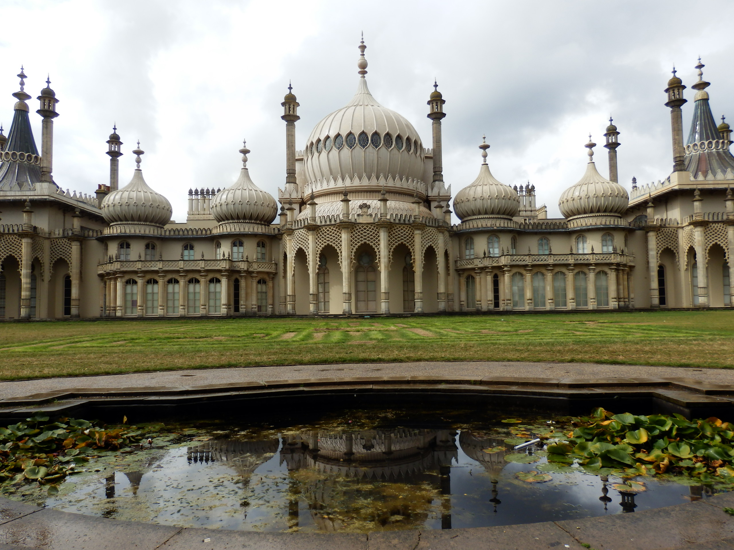 Brighton: Der königliche Pavillon - 4/5 Pavilion Buildings | Secret World Trip Planner