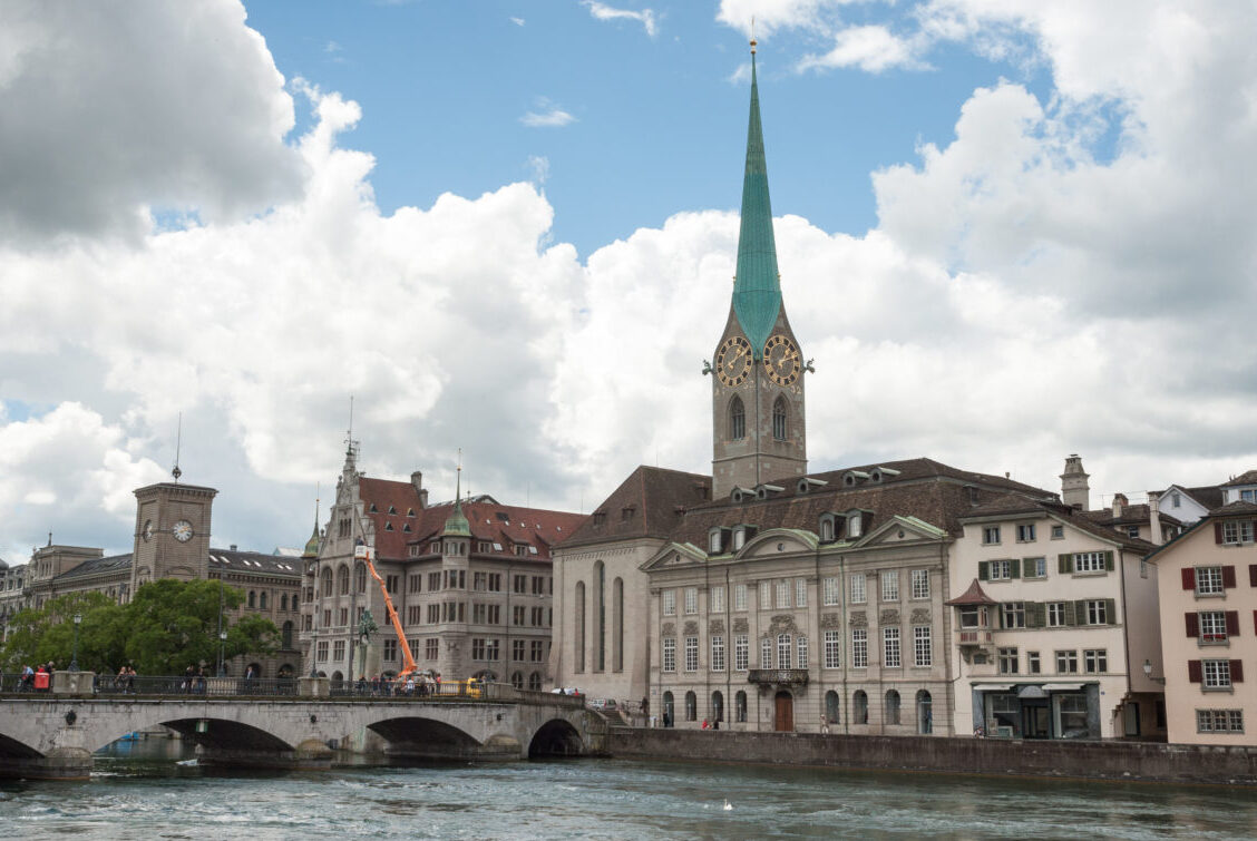 Fraumunster，被称为妇女教会 - Zürich | Secret World Trip Planner