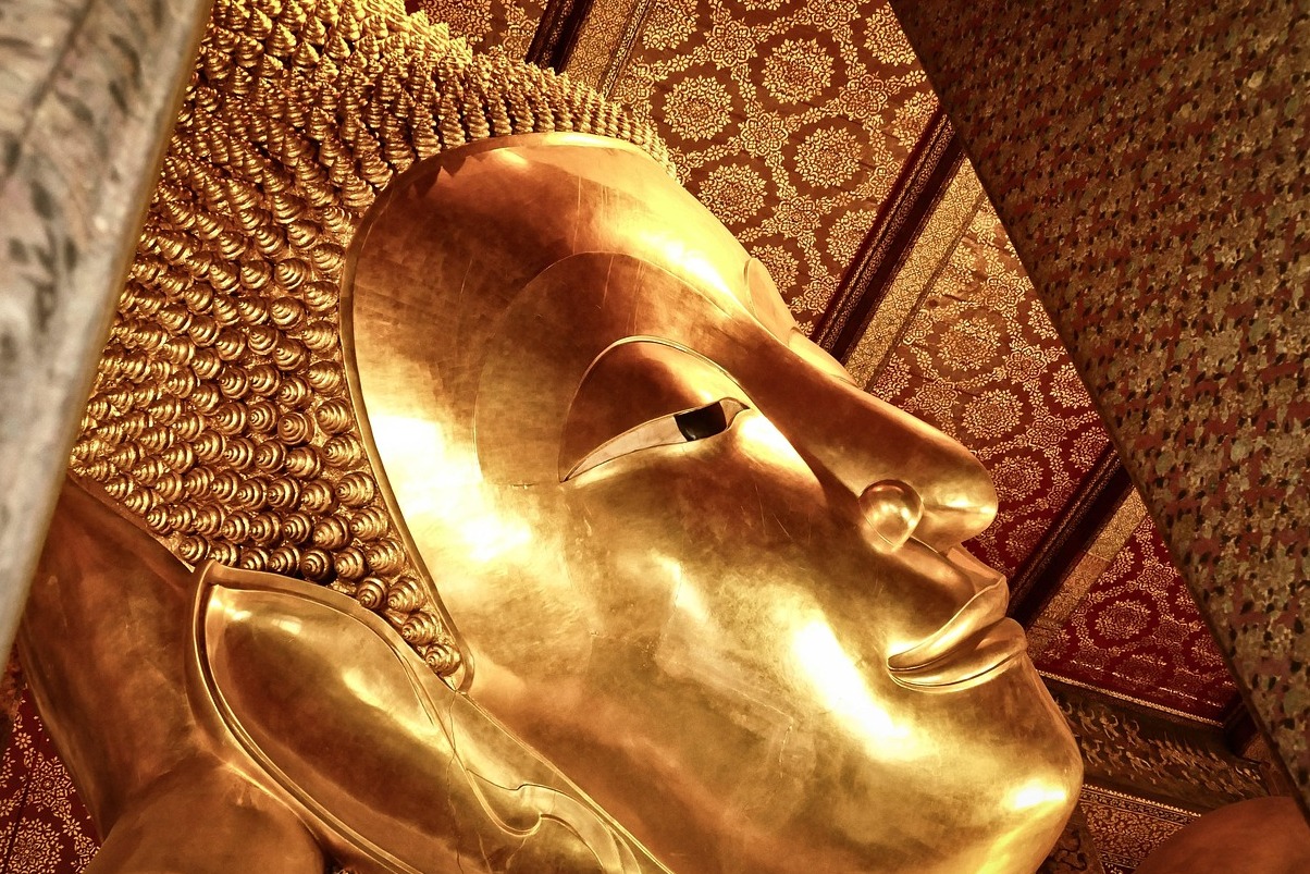 Bangkok | Wat Pho (Kuil Buddha Berbaring) - Phra Nakhon | Secret World Trip Planner