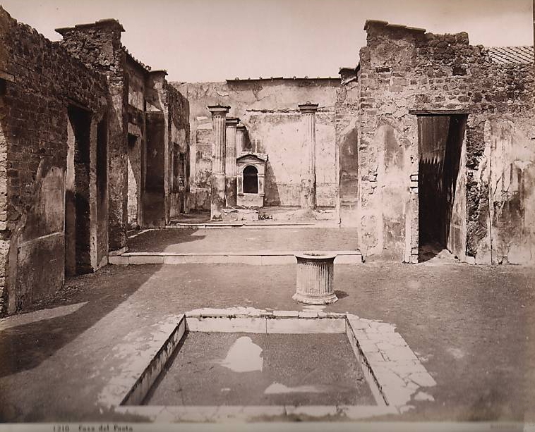 La maison du poète tragique