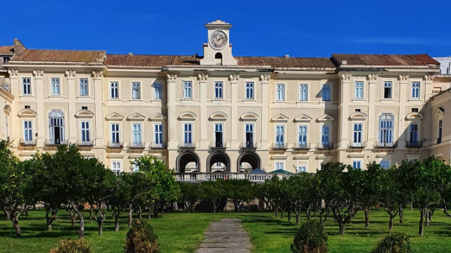 Dvorac - palača Portici - . | Secret World Trip Planner