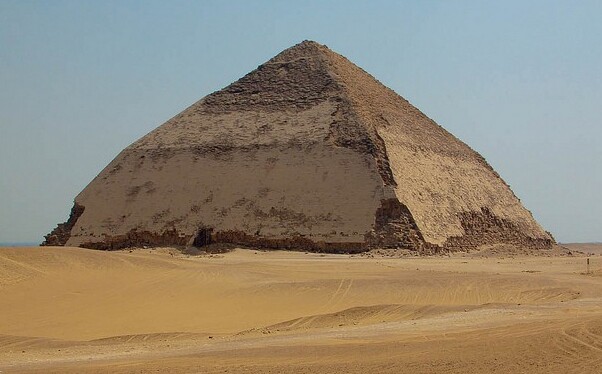 Дахшур колись був домом для 11 стародавніх єгипетських пірамід - Dahshur | Secret World Trip Planner