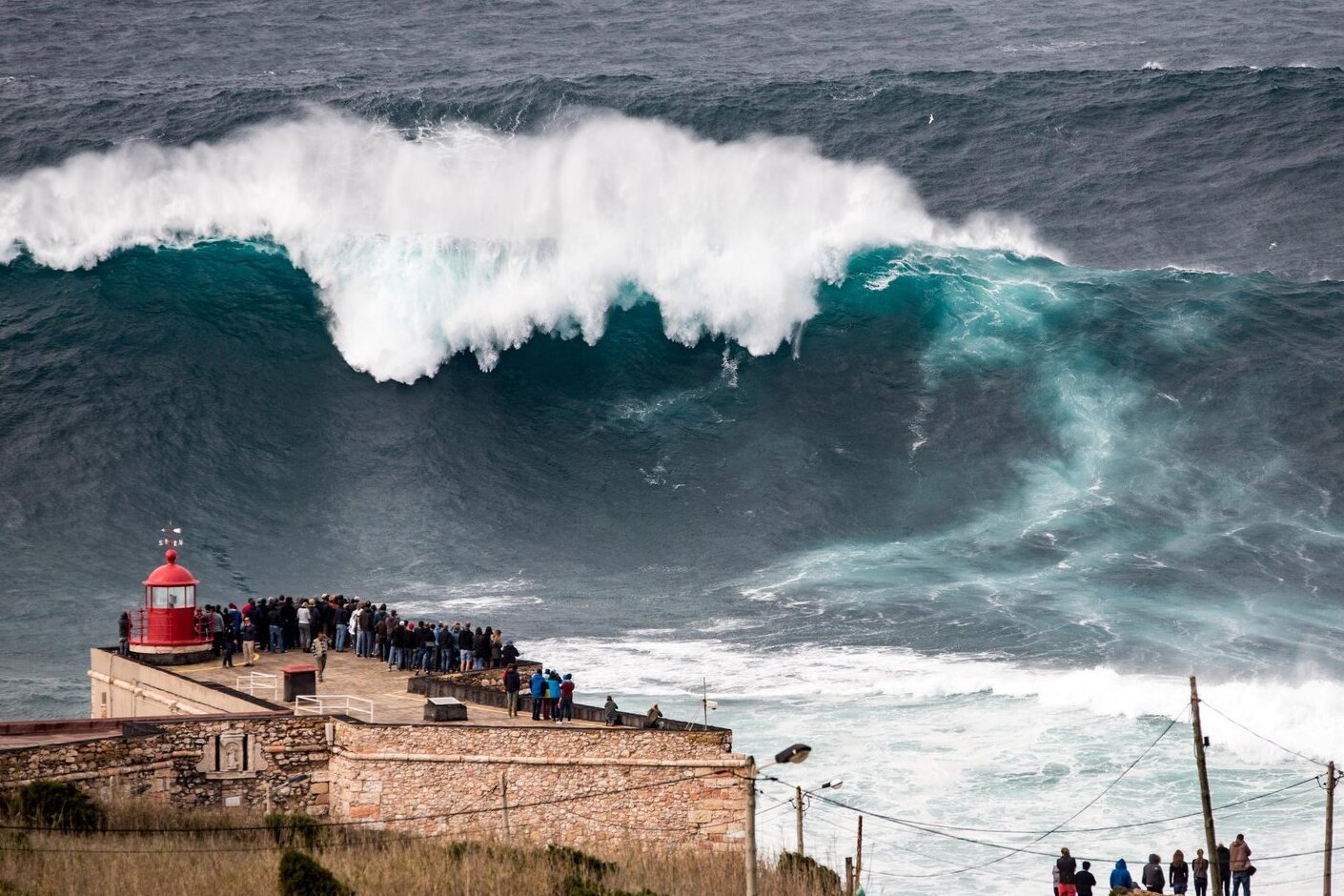 Nazaré: Praia do Norte beach - Nazaré | Secret World Trip Planner