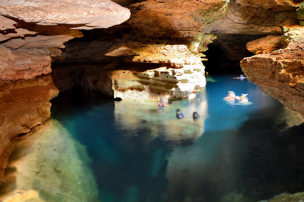Poço Azul , the blue well - Brazlândia | Secret World Trip Planner
