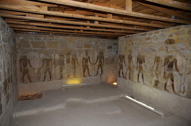 Templul din Ain El Muftella - Bahariya Oasis | Secret World Trip Planner